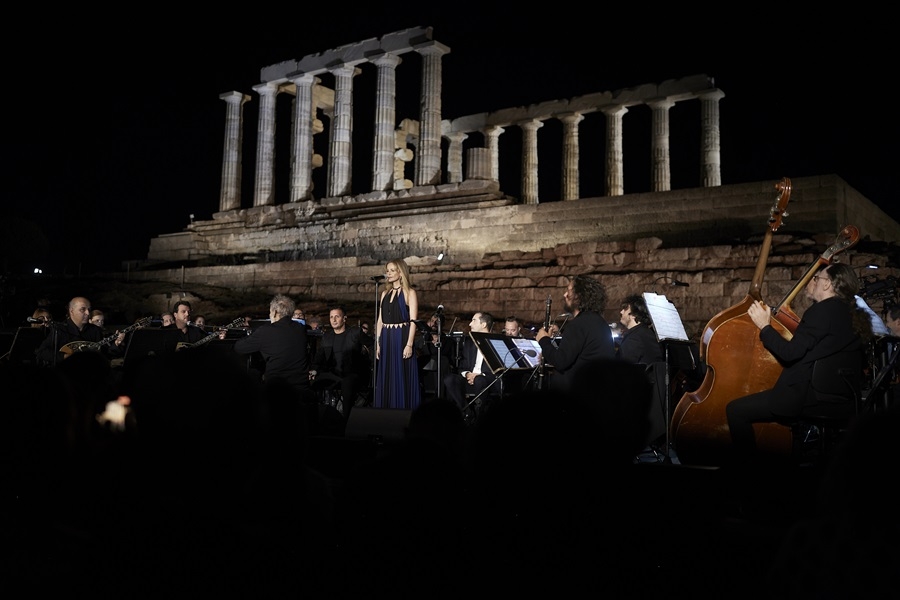 Εγκαίνια νέου φωτισμού στο ναό του Ποσειδώνα